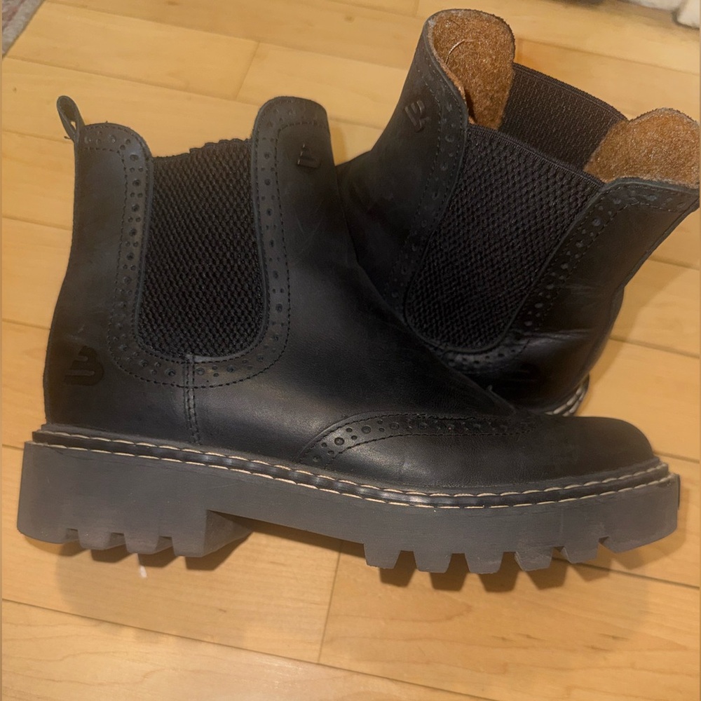 Bull Boxer black Lug Sole Chelsea Boots